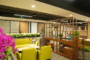 Môi trường làm việc trụ sở chính Công ty Cổ phần Hàng Cơ Chiết Giang